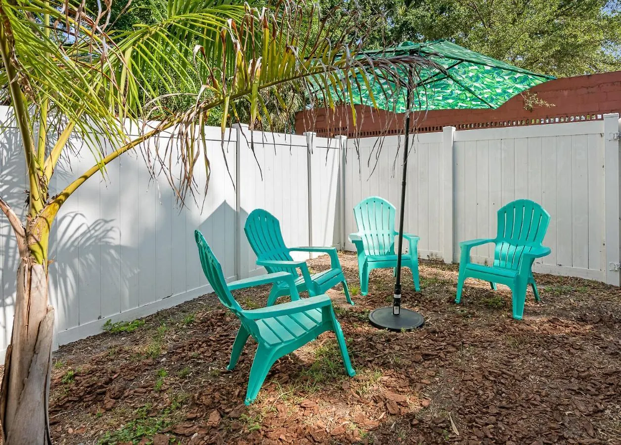 Holiday home Cozy And Spacious 4Br House With Pool In Tampa