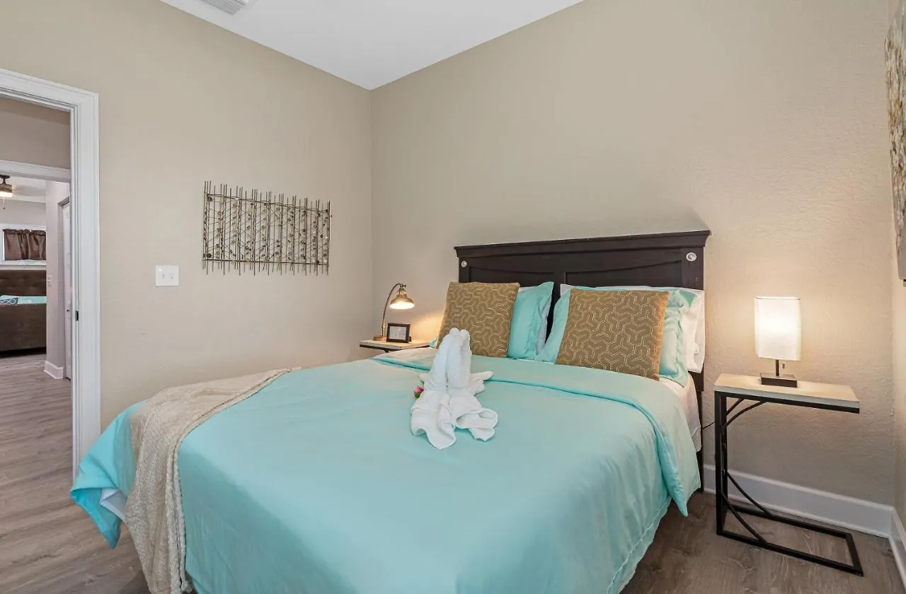 Holiday home Cozy And Spacious 4Br House With Pool In Tampa United States