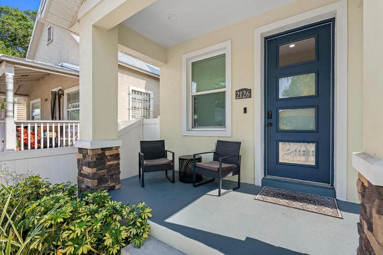 Cozy And Spacious 4Br House With Pool In Tampa 0*,