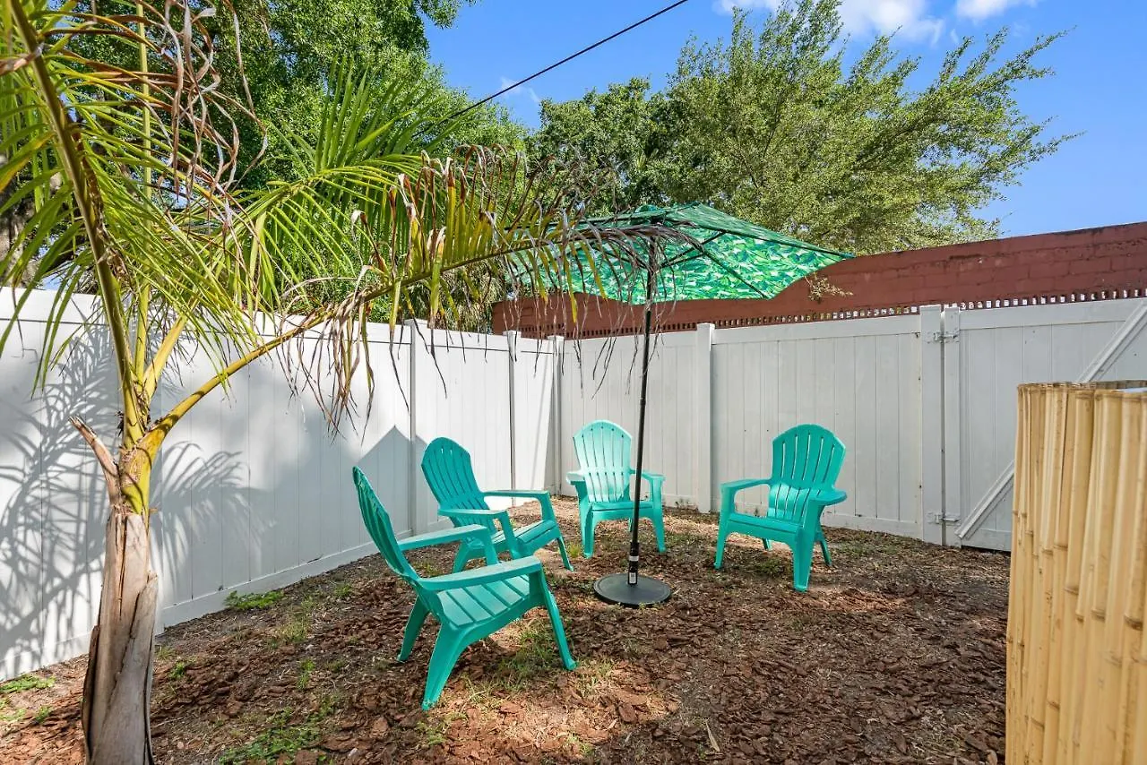 Cozy And Spacious 4Br House With Pool In Tampa